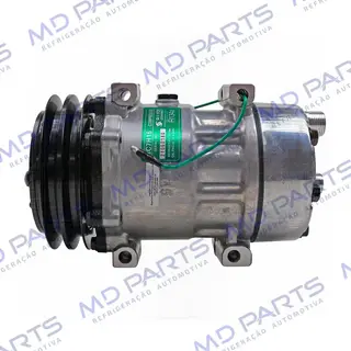 Compressor Modelo AA7H15AA Parafuso Passante Descarga e Sucção Traseira O´ring - 24 Volts Polia 2A 132mm