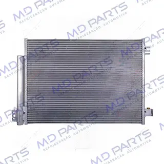 Condensador Nissan March / Versa 2015> Fluxo Paralelo OEM: 921003HUOA